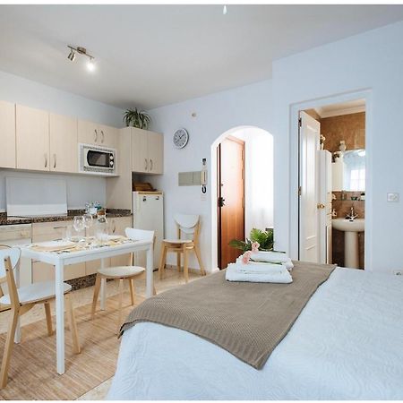 Lyrioshomes Chipiona Beach Εξωτερικό φωτογραφία